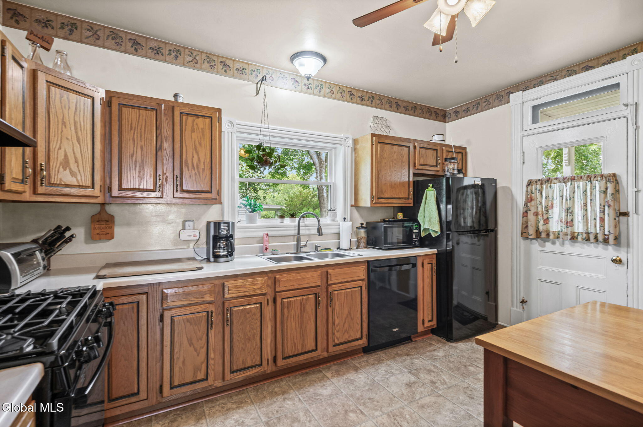23 Elsmere Avenue Delmar NY 12054