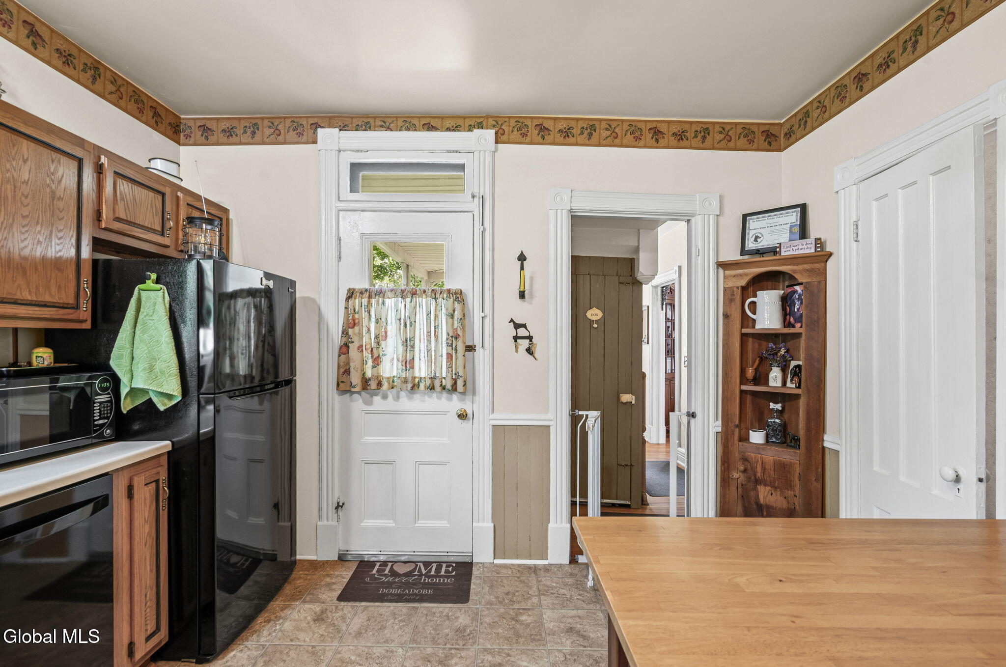 23 Elsmere Avenue Delmar NY 12054