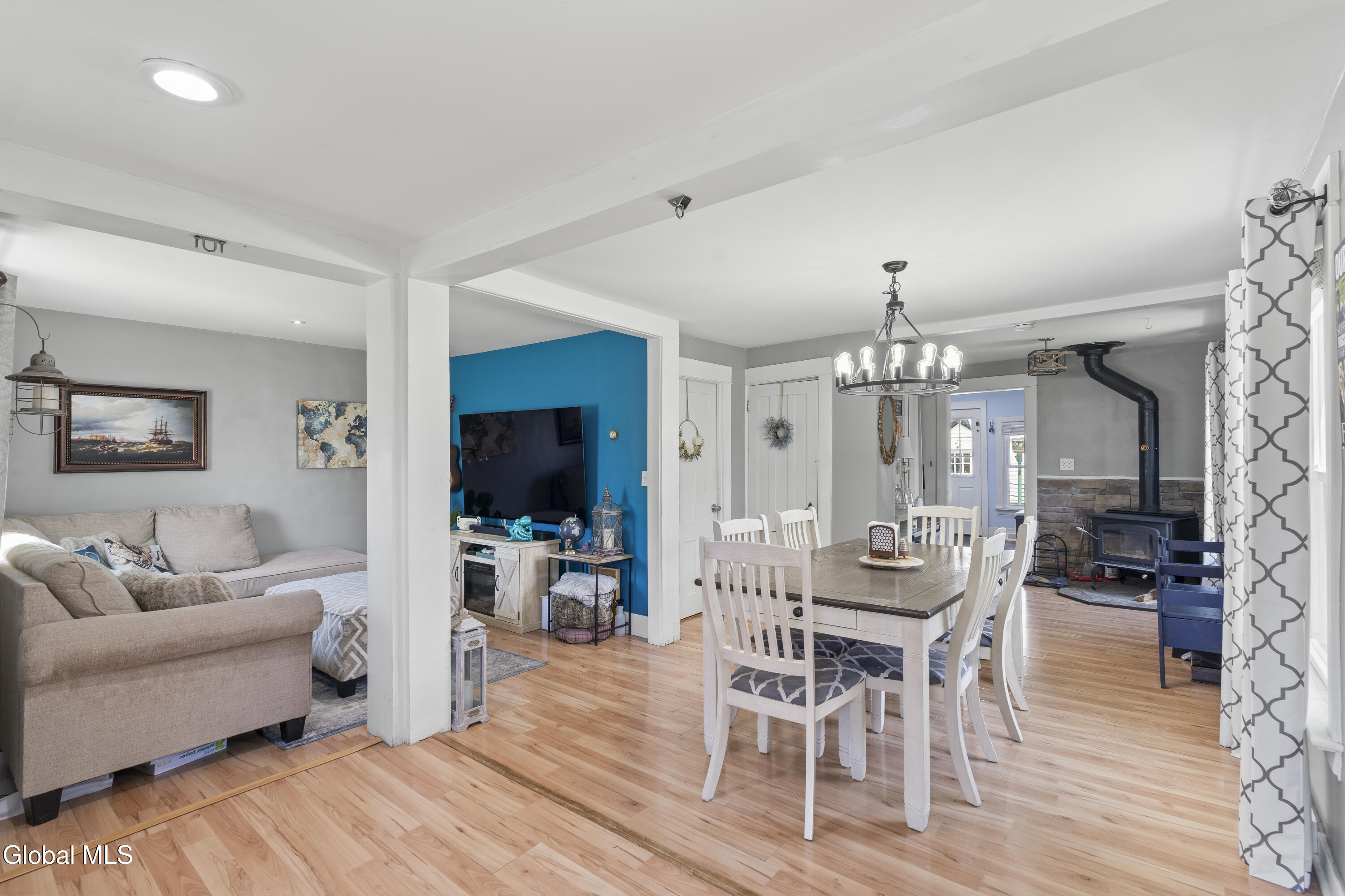 130 Charleston Street Esperance NY 12066