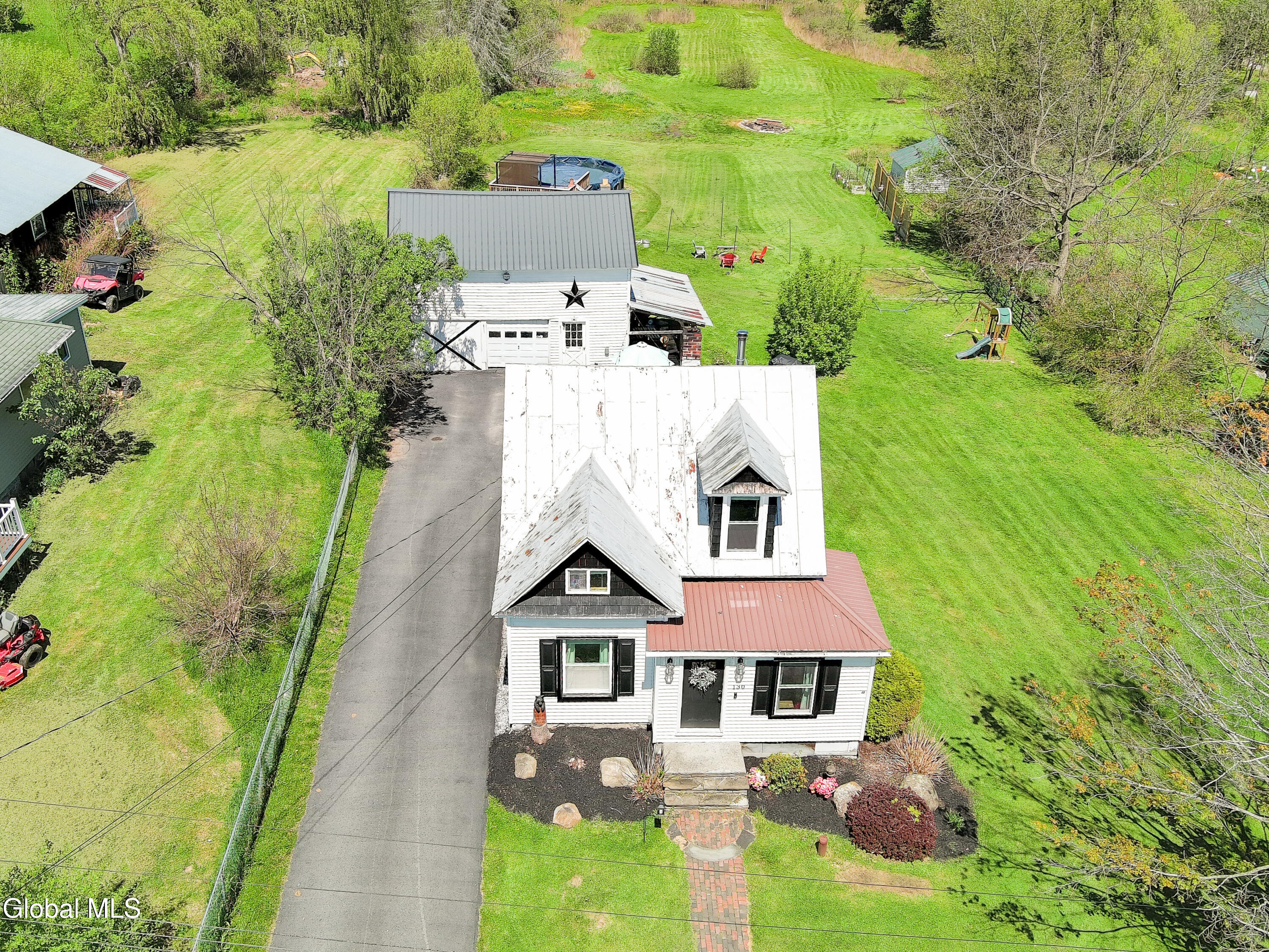 130 Charleston Street Esperance NY 12066