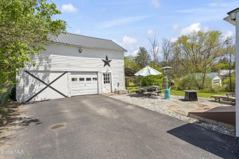 130 Charleston Street Esperance NY 12066