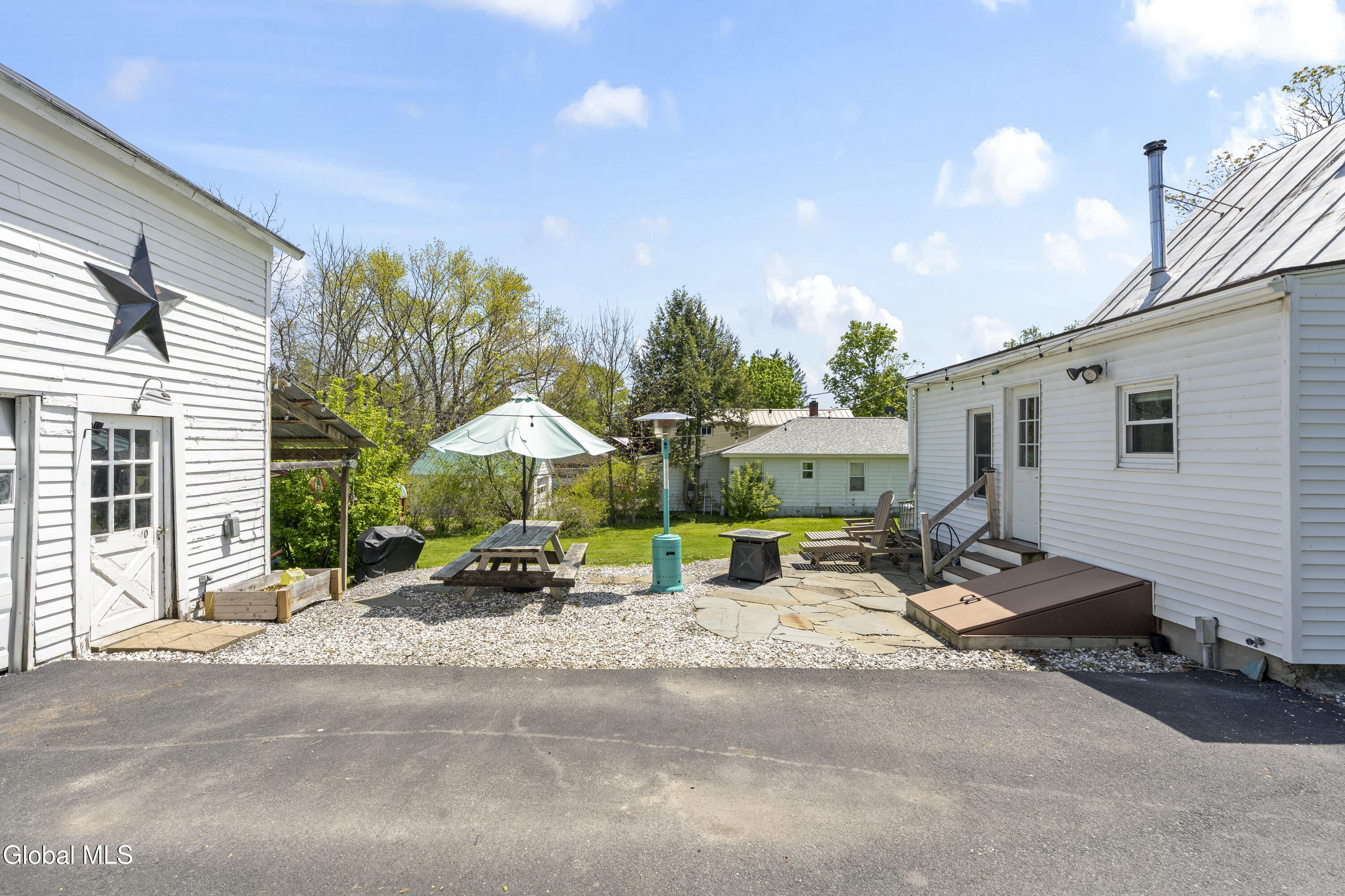 130 Charleston Street Esperance NY 12066
