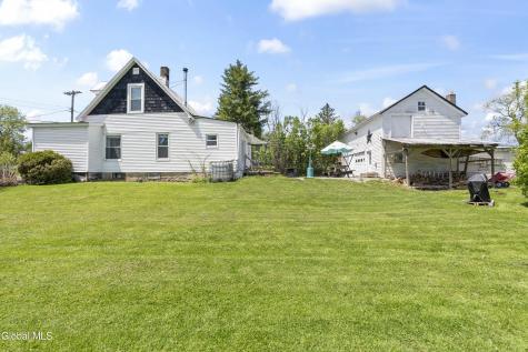 130 Charleston Street Esperance NY 12066