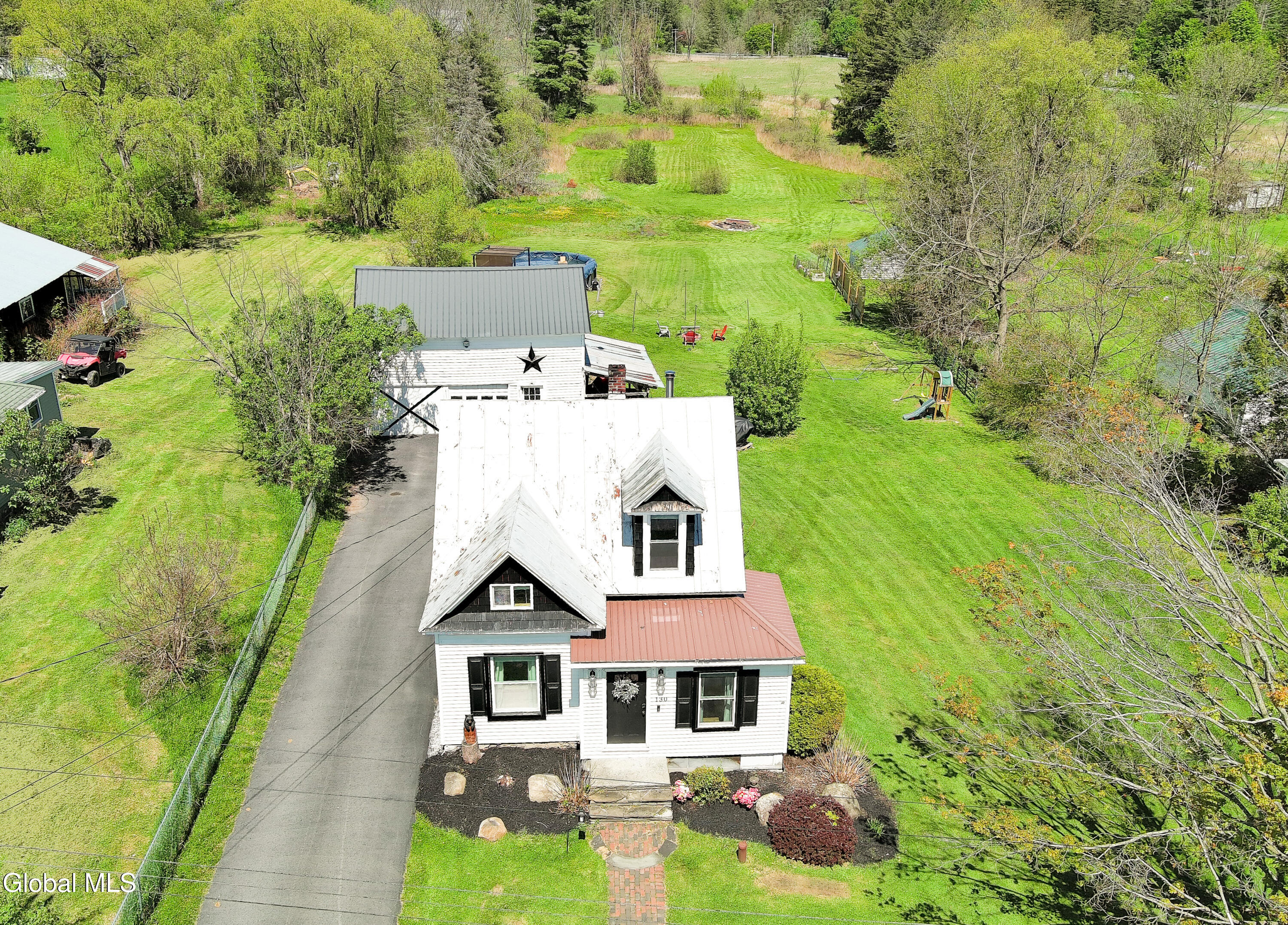 130 Charleston Street Esperance NY 12066