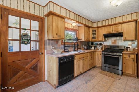 140 Presbyterian Hill Road Stephentown NY 12168