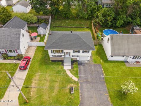 22 O'neil Street Troy NY 12180