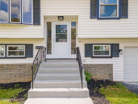 22 O'neil Street Troy NY 12180
