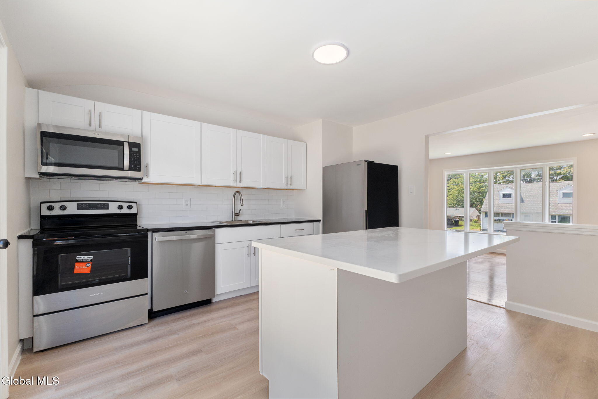 22 O'neil Street Troy NY 12180