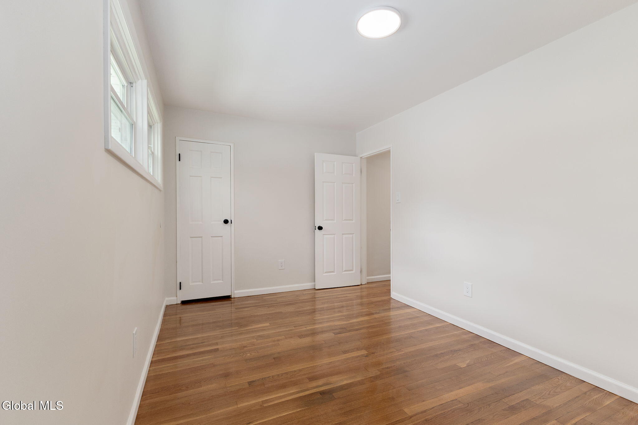 22 O'neil Street Troy NY 12180