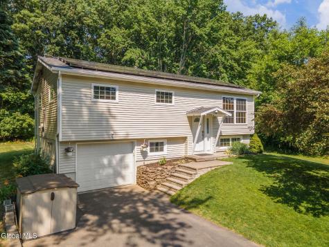 14 Gail Avenue Albany NY 12205