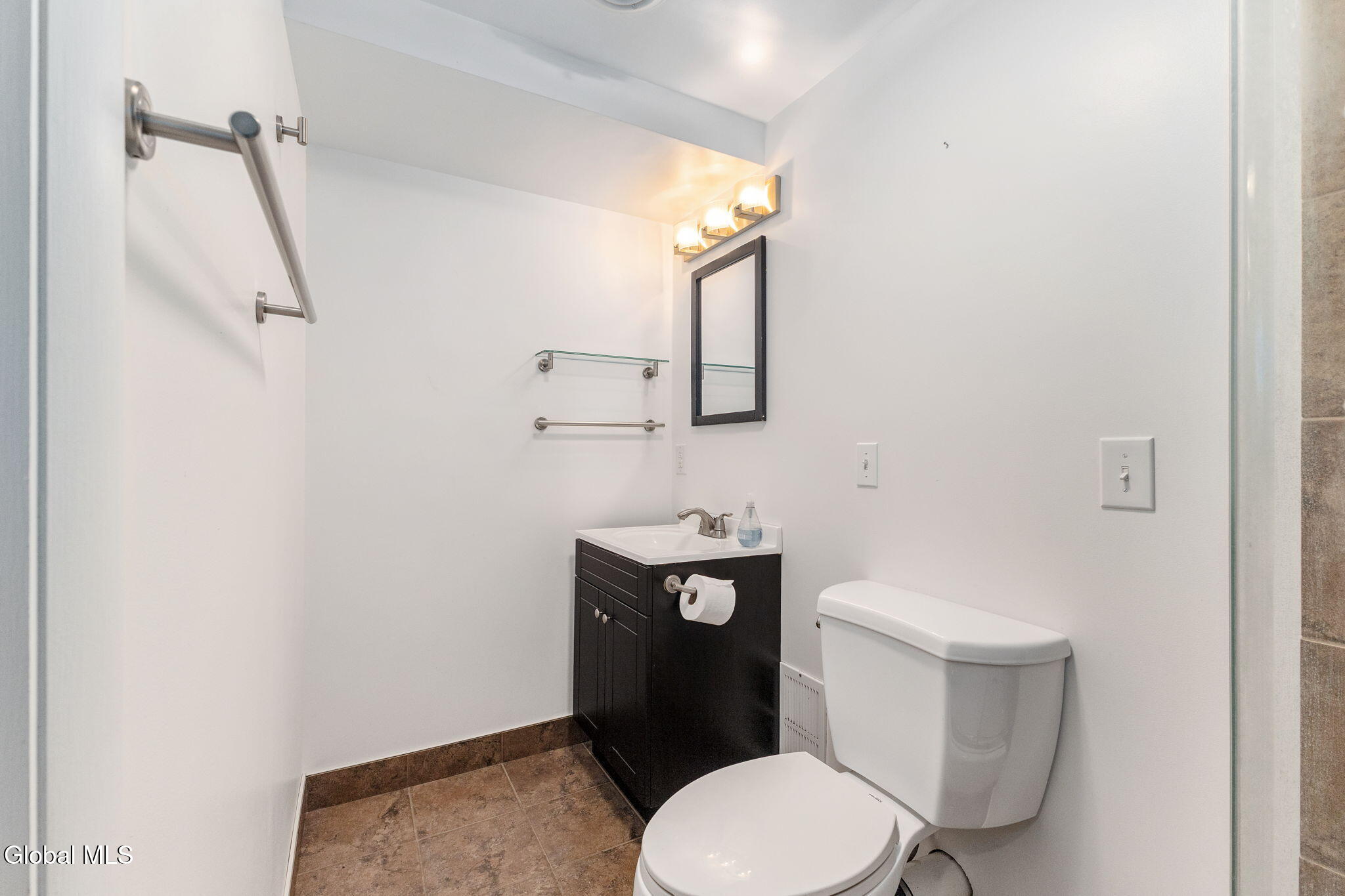 14 Gail Avenue Albany NY 12205