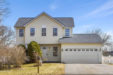 15 Tamian Pass Ballston Lake NY 12019