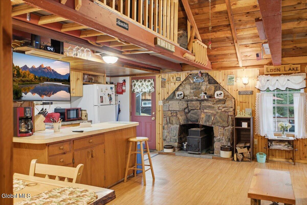 24 Memory Lane Chestertown NY 12817