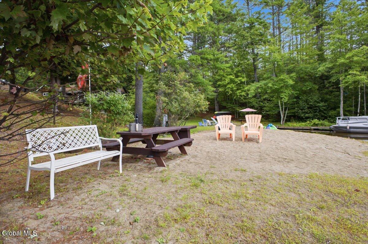 24 Memory Lane Chestertown NY 12817