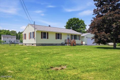 9 Lupine Lane Queensbury NY 12804