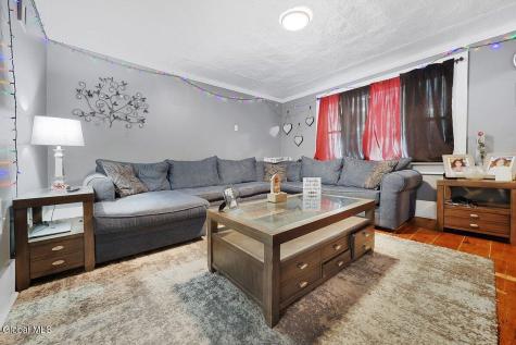 3064 6th Avenue Troy NY 12180