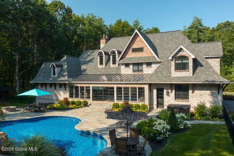 2 Arlington Circle Ballston Spa NY 12020
