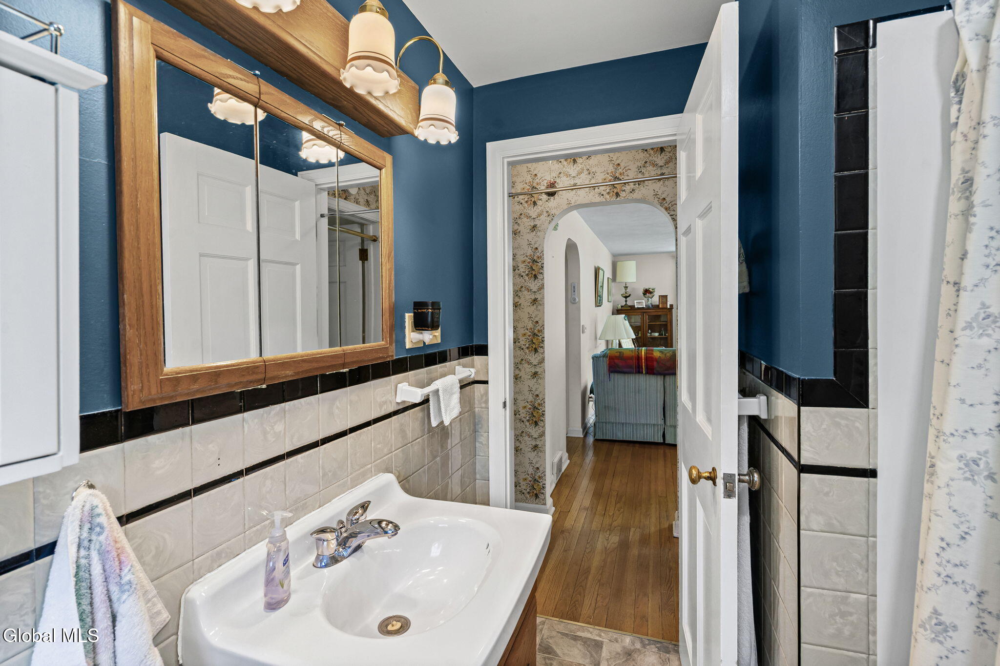 7 Pinewood Road Guilderland NY 12084