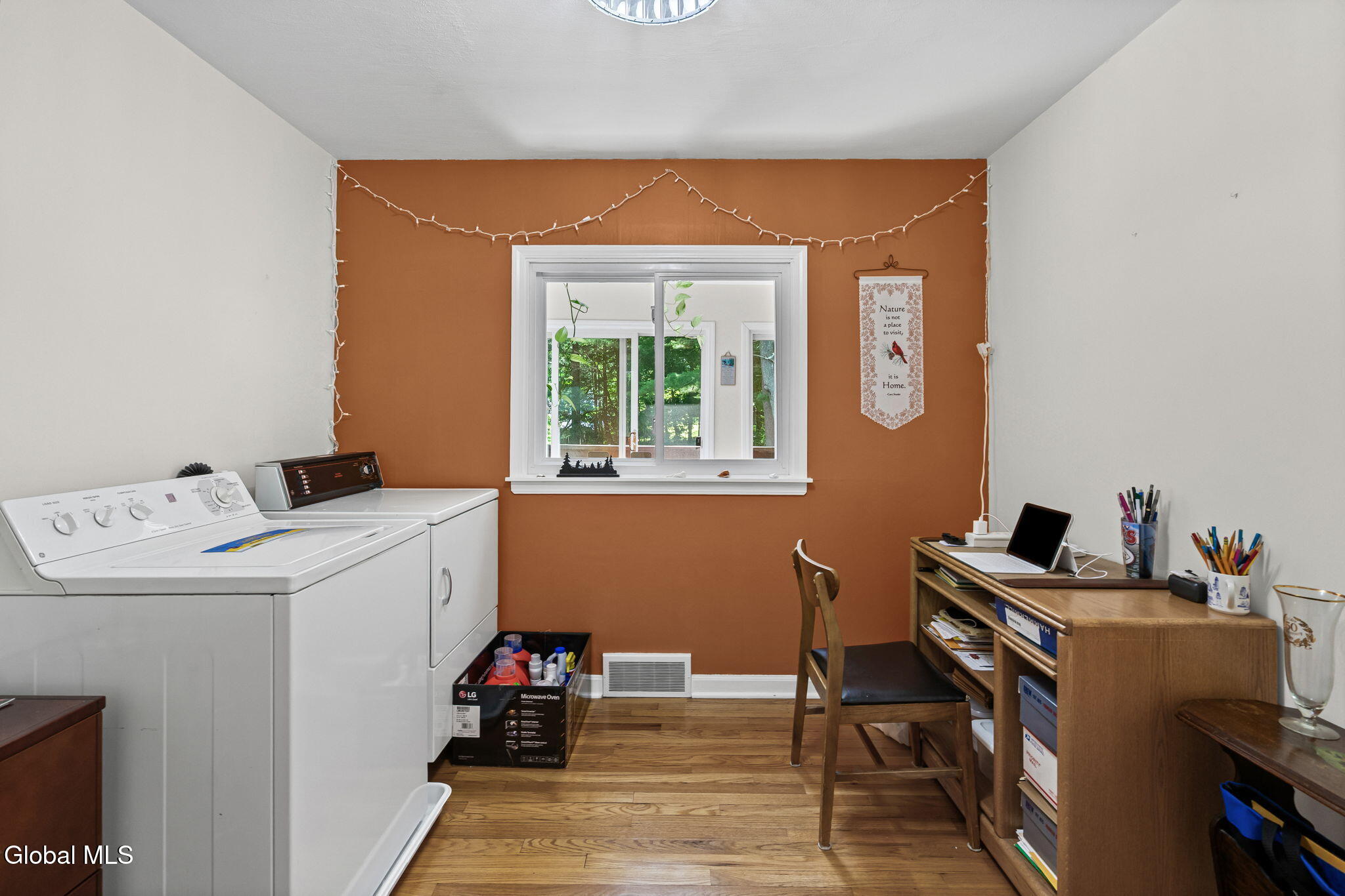 7 Pinewood Road Guilderland NY 12084