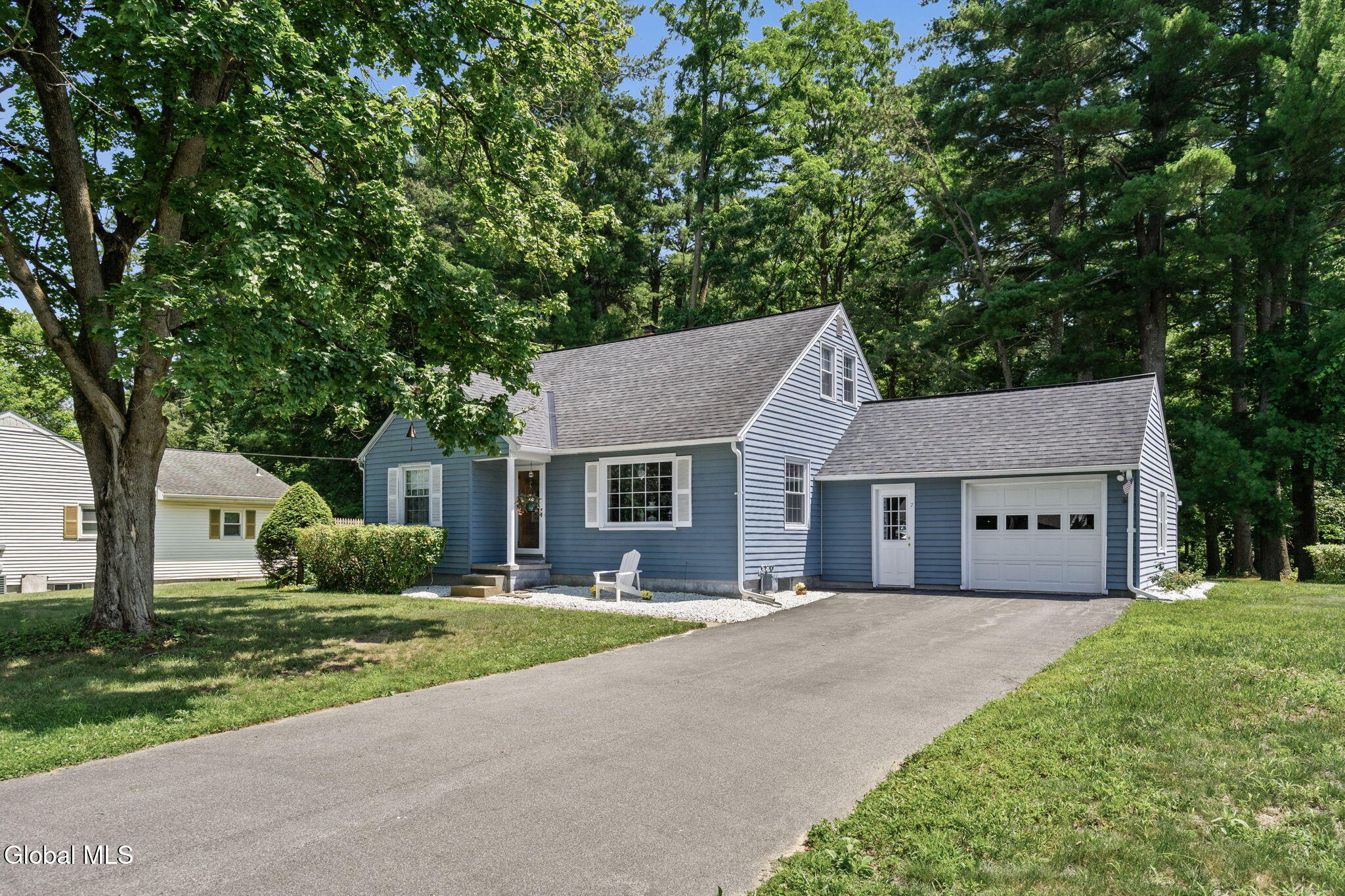 7 Pinewood Road Guilderland NY 12084