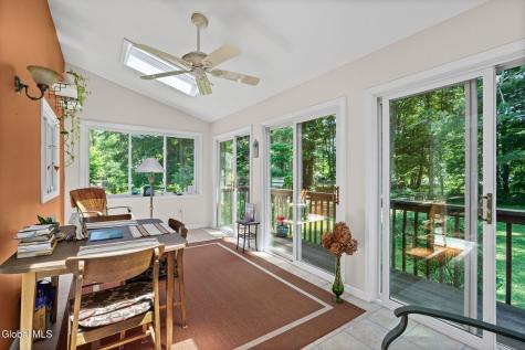 7 Pinewood Road Guilderland NY 12084