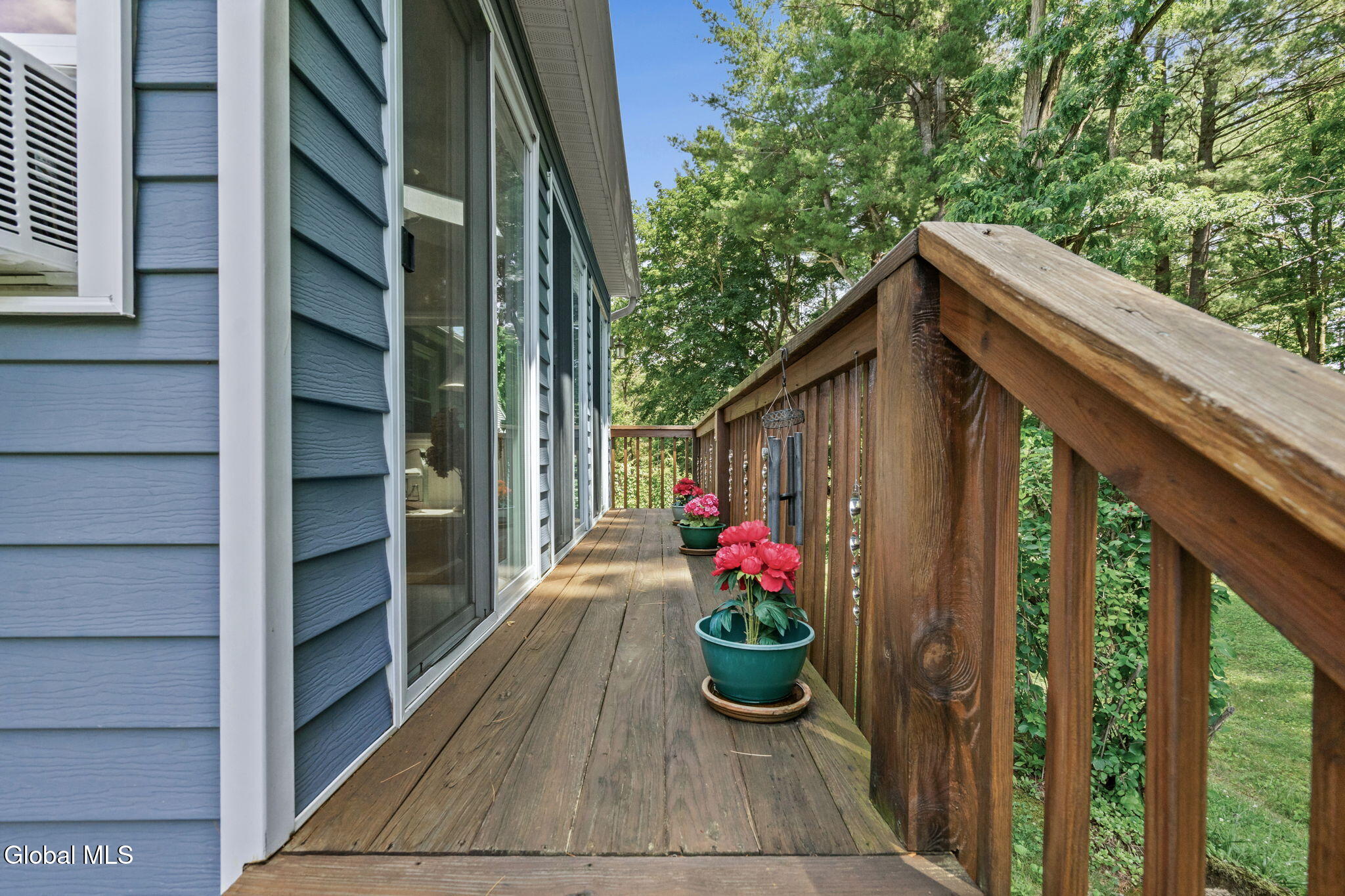 7 Pinewood Road Guilderland NY 12084