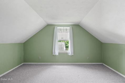 7 Pinewood Road Guilderland NY 12084