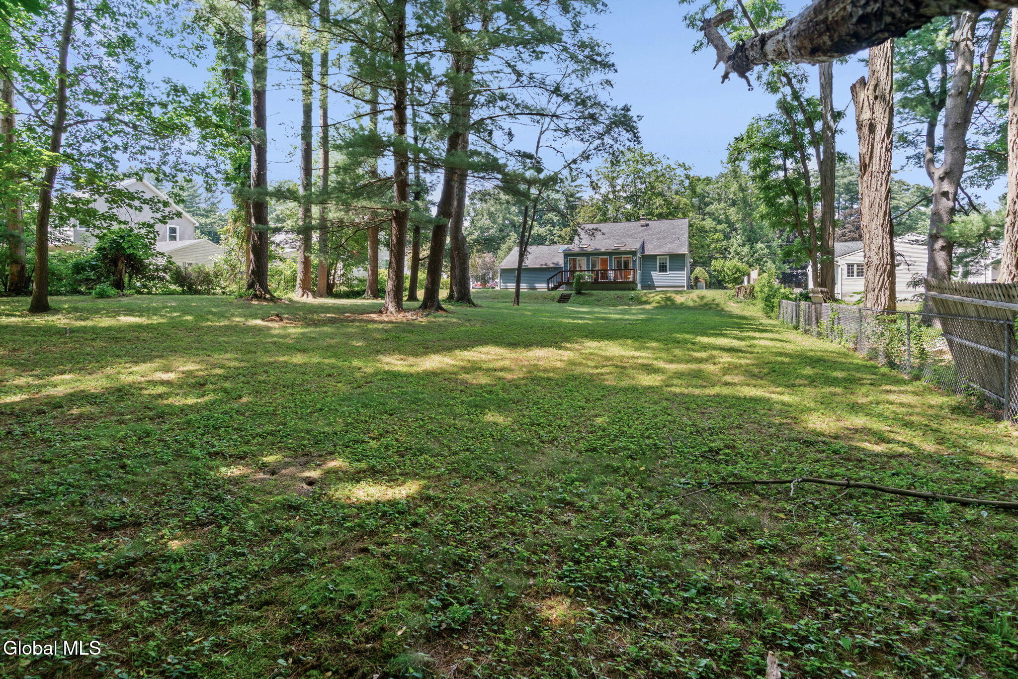 7 Pinewood Road Guilderland NY 12084