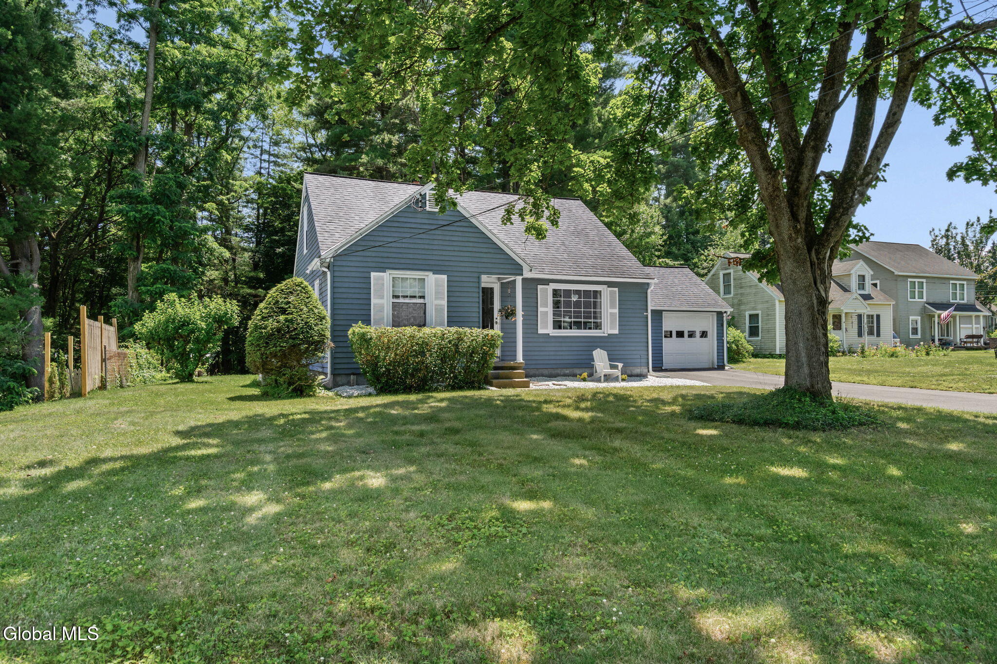 7 Pinewood Road Guilderland NY 12084