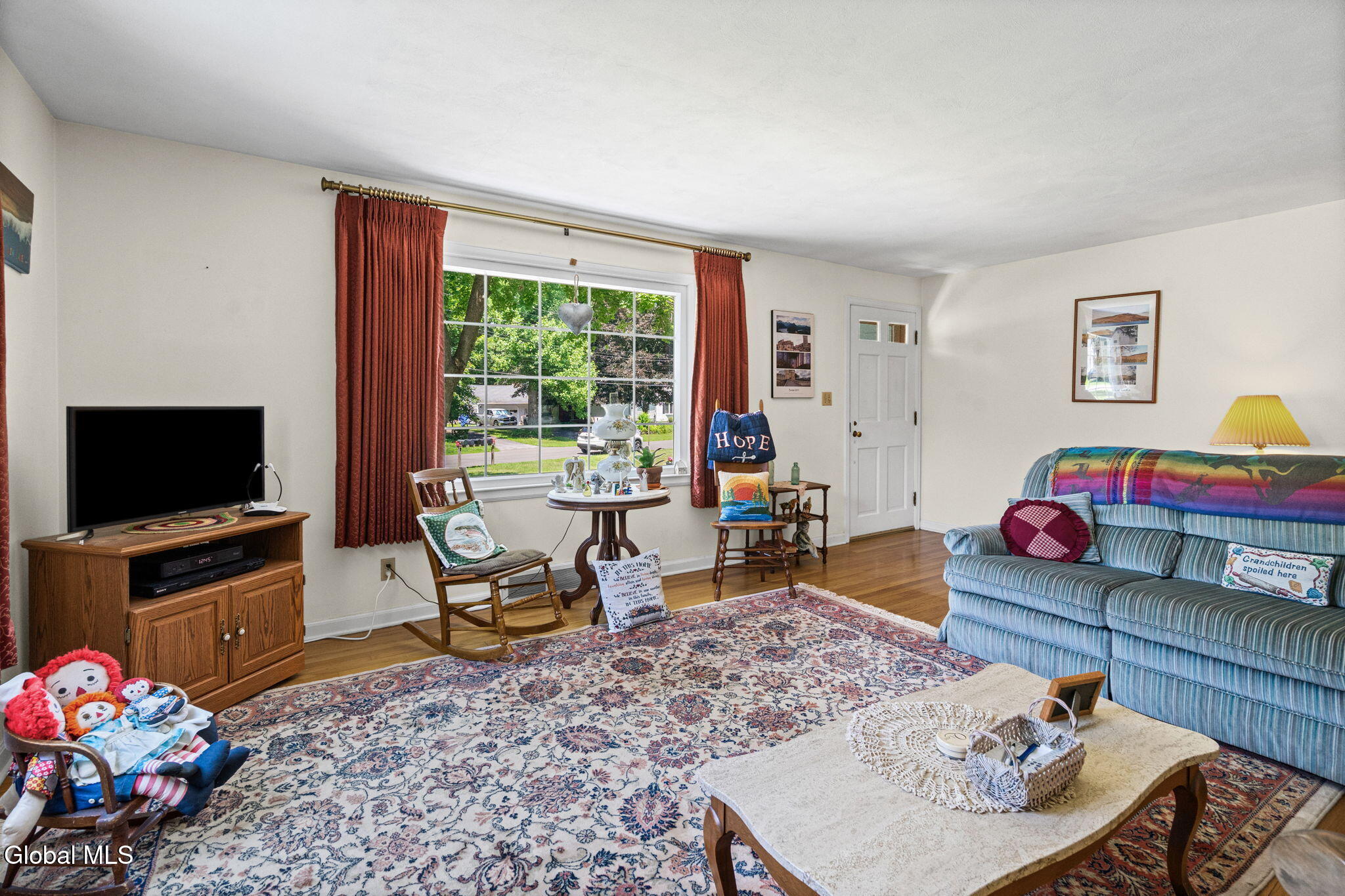 7 Pinewood Road Guilderland NY 12084