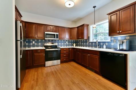 91 Cobble Hill Drive Gansevoort NY 12831