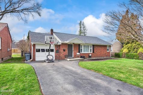 1464 Dalton Drive Schenectady NY 12308