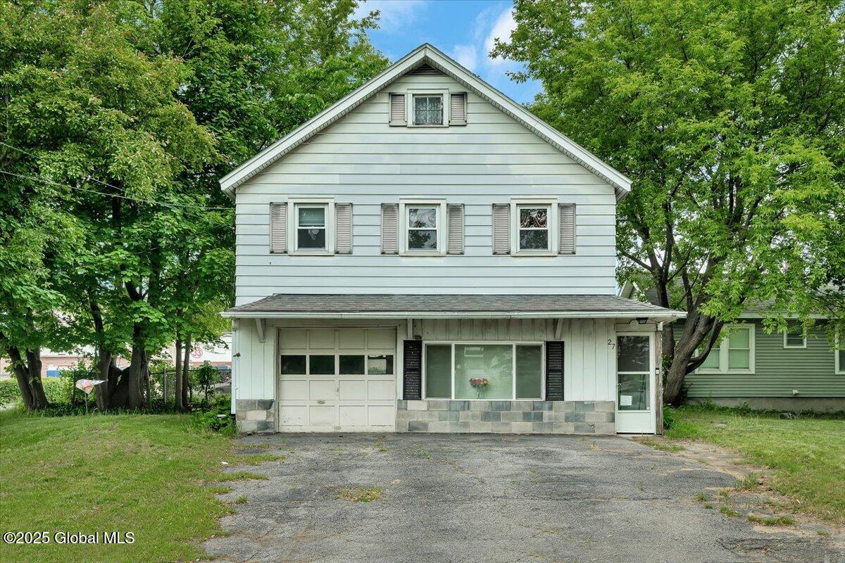 27 Washington Avenue Colonie NY 12205