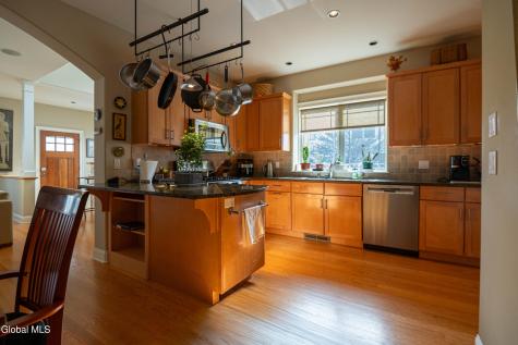 5 Richard Avenue Saratoga Springs NY 12866