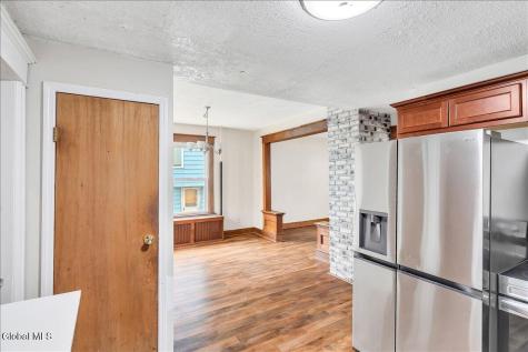 37 Chiswell Street Schenectady NY 12304