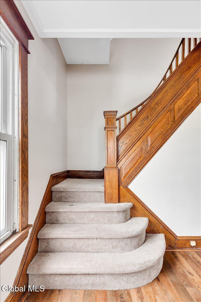37 Chiswell Street Schenectady NY 12304