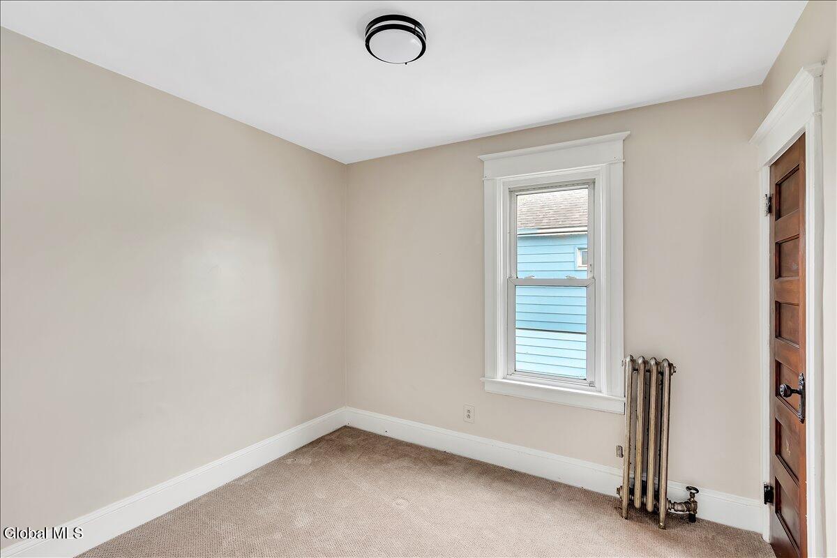 37 Chiswell Street Schenectady NY 12304