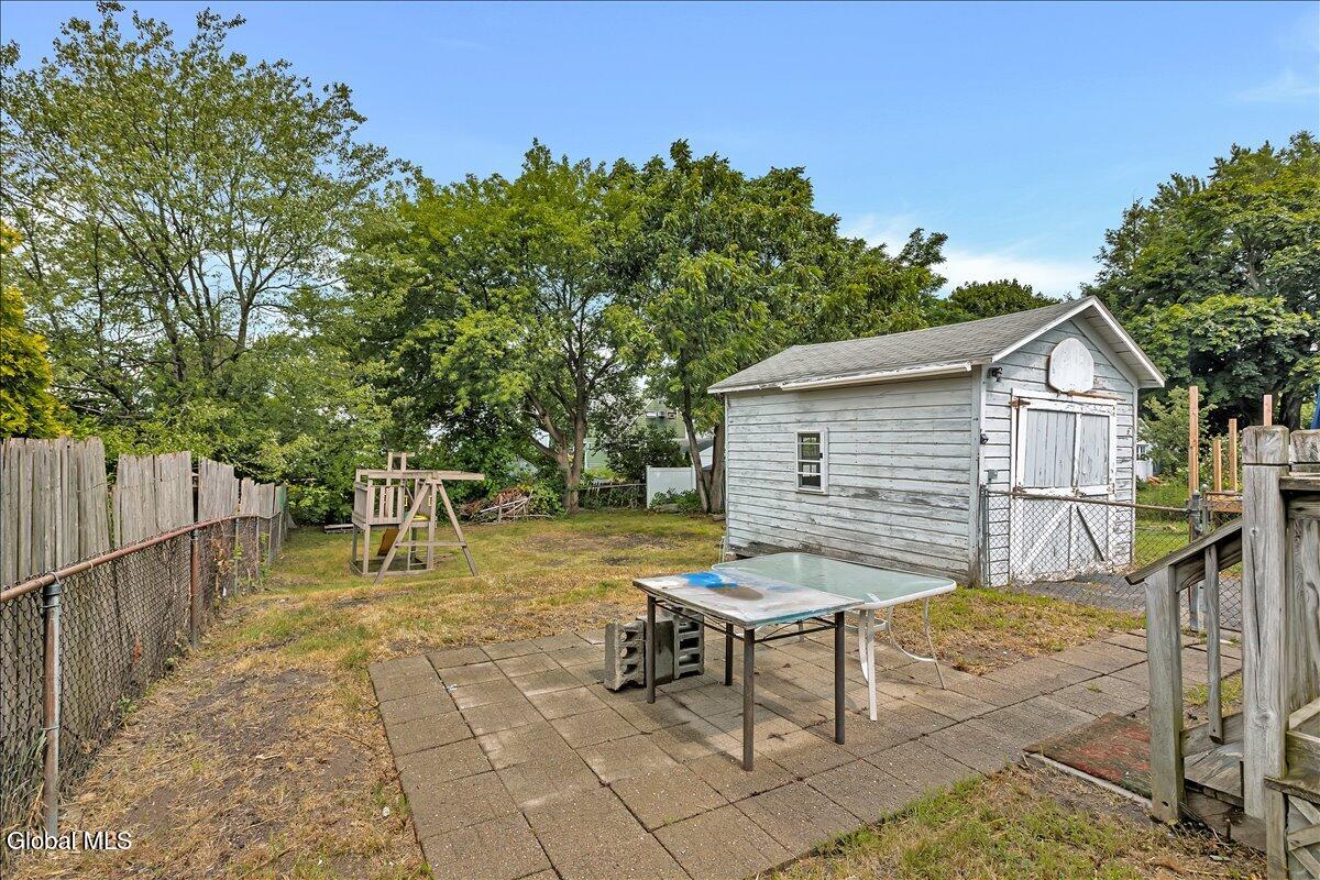 37 Chiswell Street Schenectady NY 12304