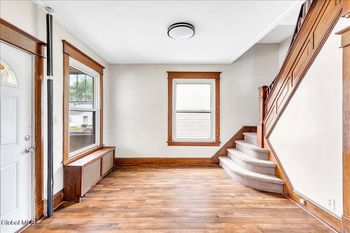 37 Chiswell Street Schenectady NY 12304