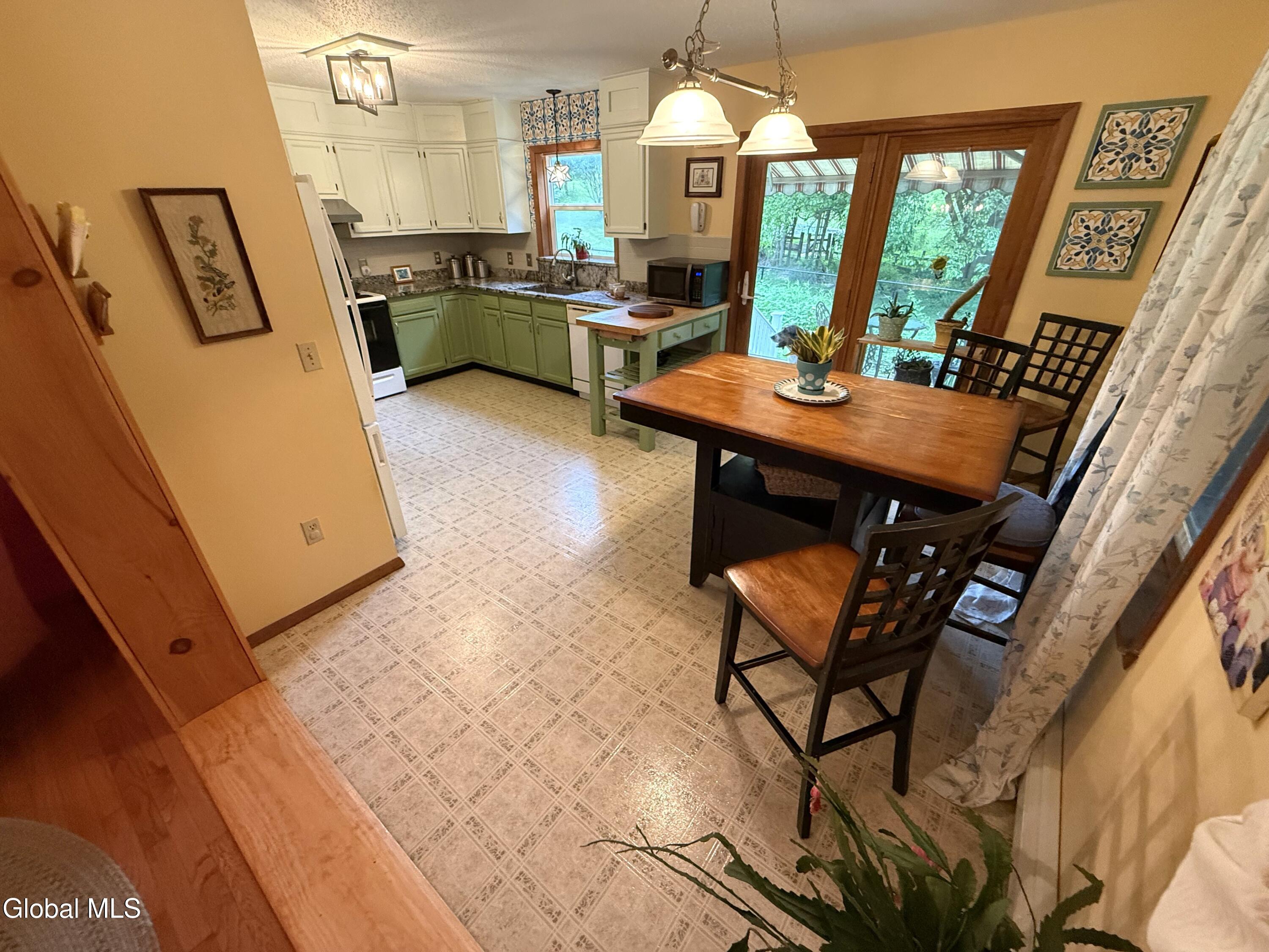 431 Melrose Valley Falls Road Melrose NY 12121