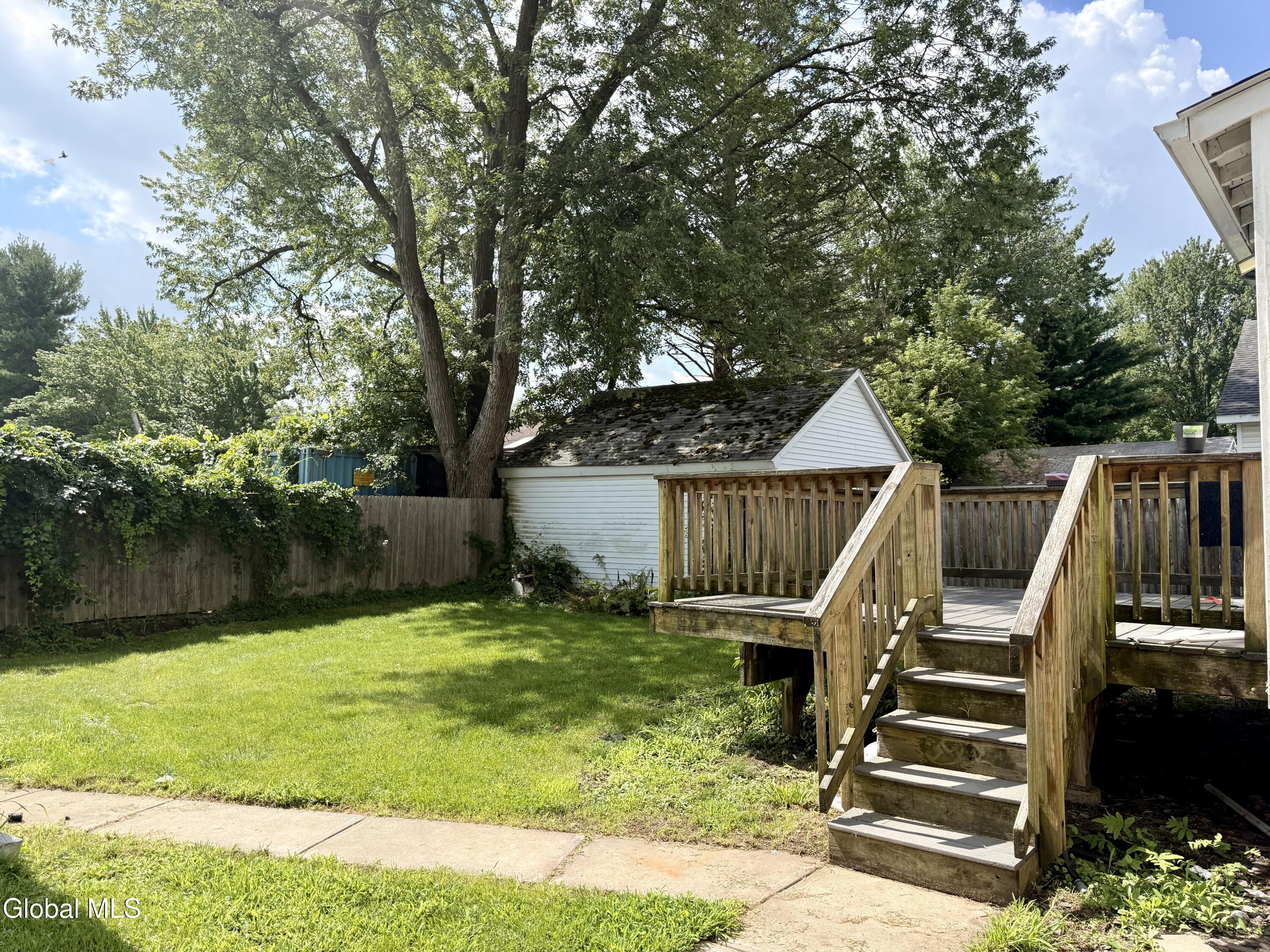 7 Maryland Avenue Albany NY 12205