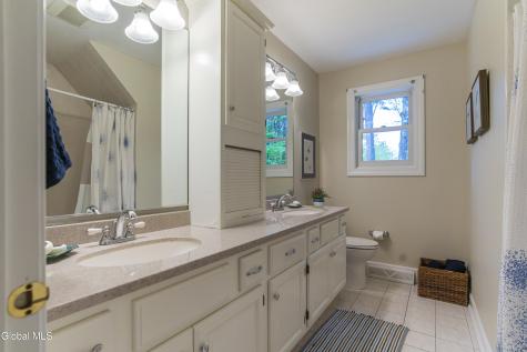 9 Rolling Brook Drive Saratoga Springs NY 12866