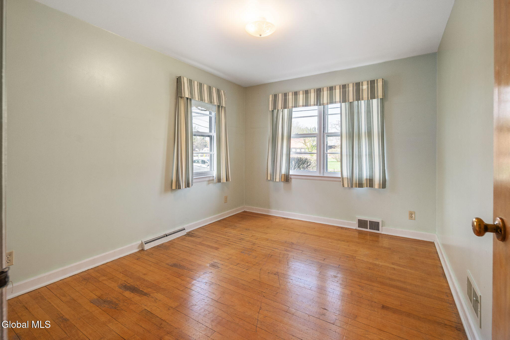 15 Albermarle Road Scotia NY 12302