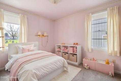 15 Albermarle Road Scotia NY 12302