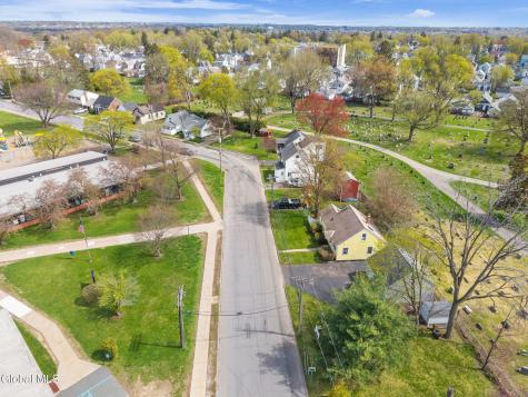 15 Albermarle Road Scotia NY 12302
