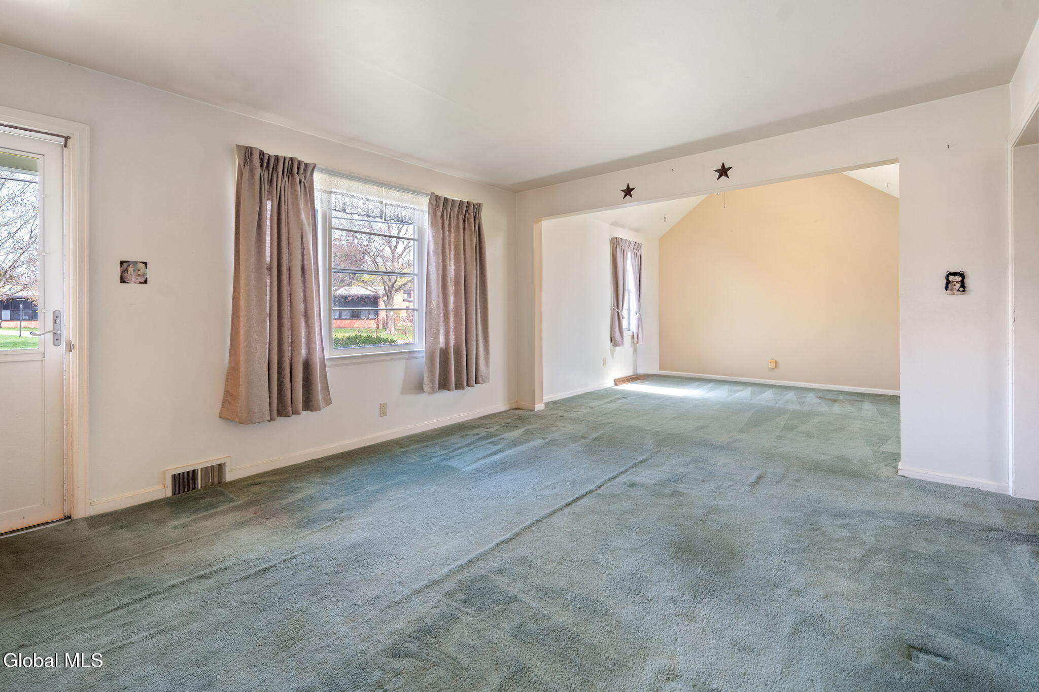 15 Albermarle Road Scotia NY 12302