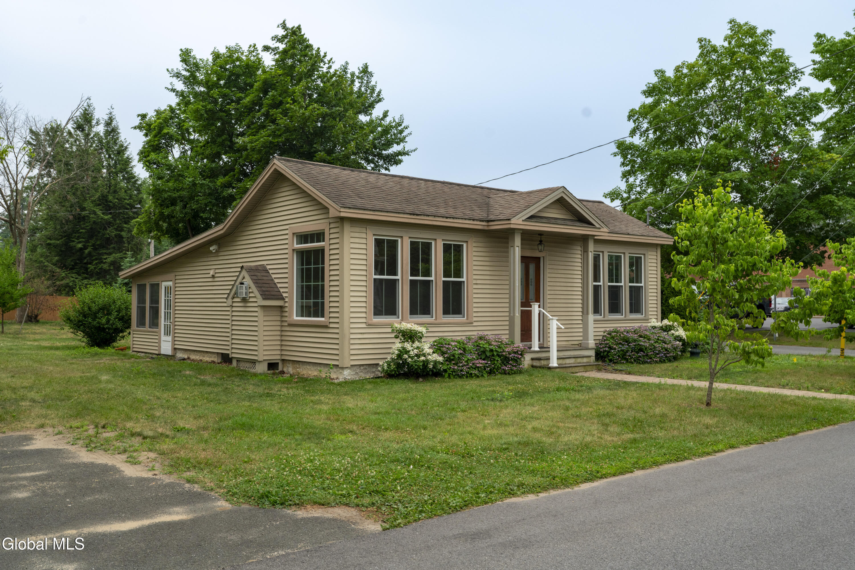 52 Mitchell Street Saratoga Springs NY 12866