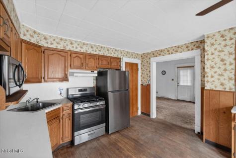 2048 Curry Road Rotterdam NY 12303