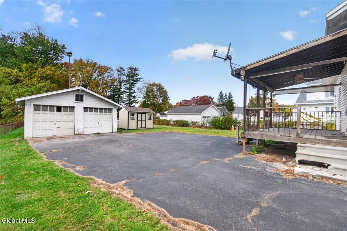 2048 Curry Road Rotterdam NY 12303
