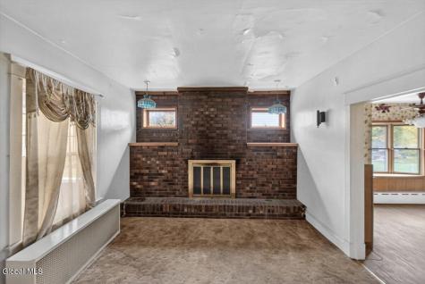 2048 Curry Road Rotterdam NY 12303